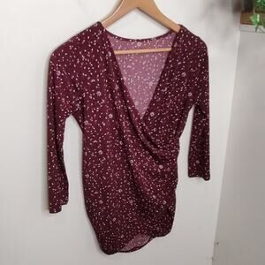 Motherhood Maternity 3/4 Sleeve Floral Faux Wrap Top in Burgundy Size Small